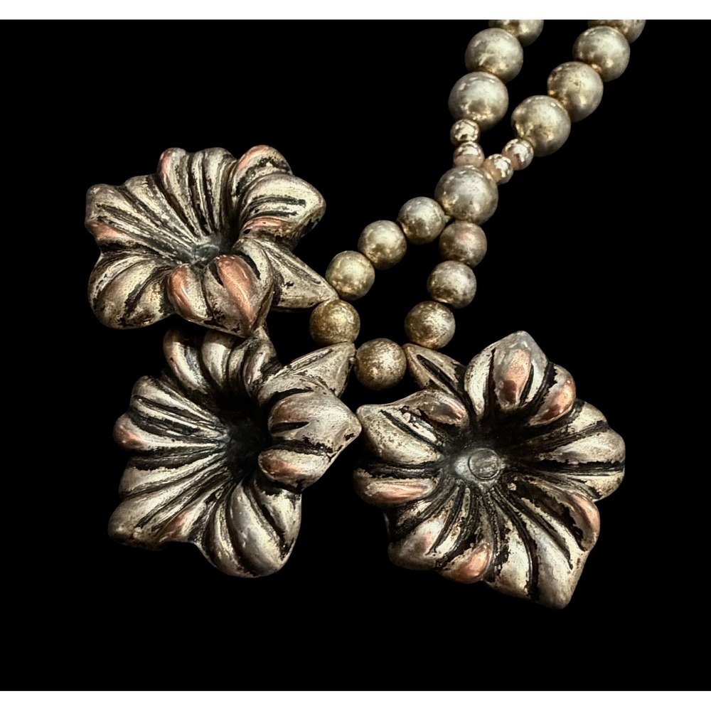 Vintage Southwestern Silver Copper Tone Fluted Floral Bead Necklace 23 Inch